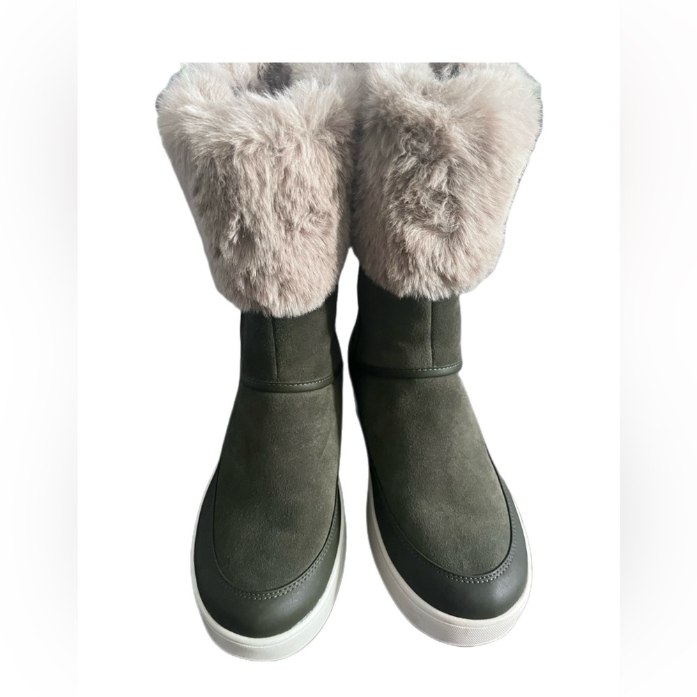 NWOT KOOLABURRA by Ugg boots